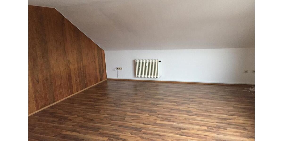 Dachgeschoßwohnung Niestetal - 2 Zimmer, 58 m&sup2;, 490&euro; | Angebot:26148644