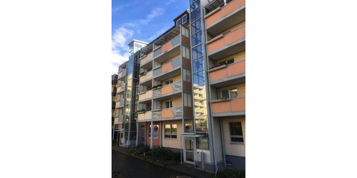 Etagenwohnung Gera Innenstadt - 4 Zimmer, 67 m&sup2;, 410&euro; | Angebot:26156218