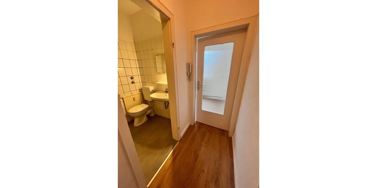 Dachgeschoßwohnung Hannover Vahrenwald-List - 1 Zimmer, 40 m&sup2;, 520&euro; | Angebot:24933546