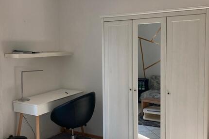 Wohnen auf Zeit Puchheim - 1 Zimmer, 14 m&sup2;, 500&euro; | Angebot:24423710