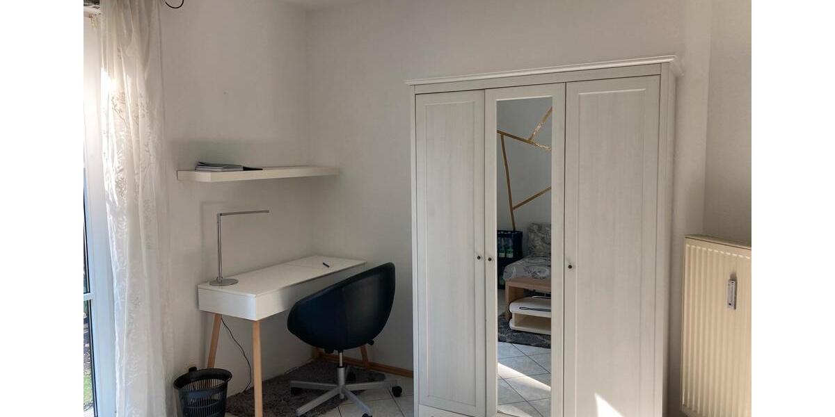 Wohnen auf Zeit Puchheim - 1 Zimmer, 14 m&sup2;, 500&euro; | Angebot:24423710