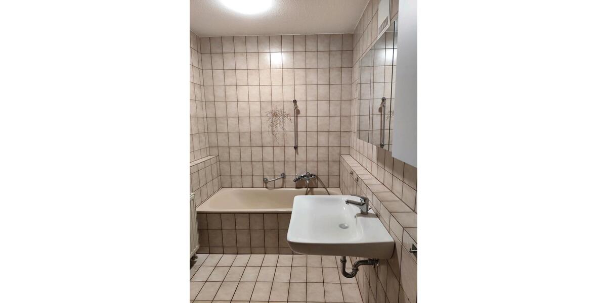 Etagenwohnung Weiherhammer - 3 Zimmer, 900&euro; | Angebot:24837353