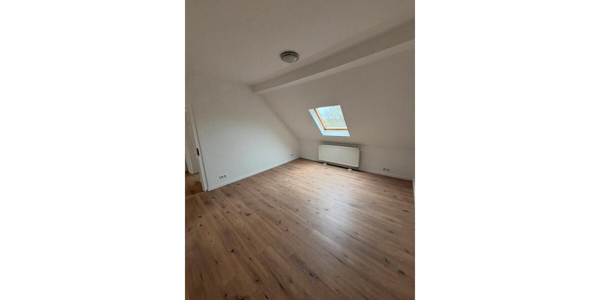 Etagenwohnung Neunkirchen Heinitz - 2 Zimmer, 58 m&sup2;, 760&euro; | Angebot:24842827