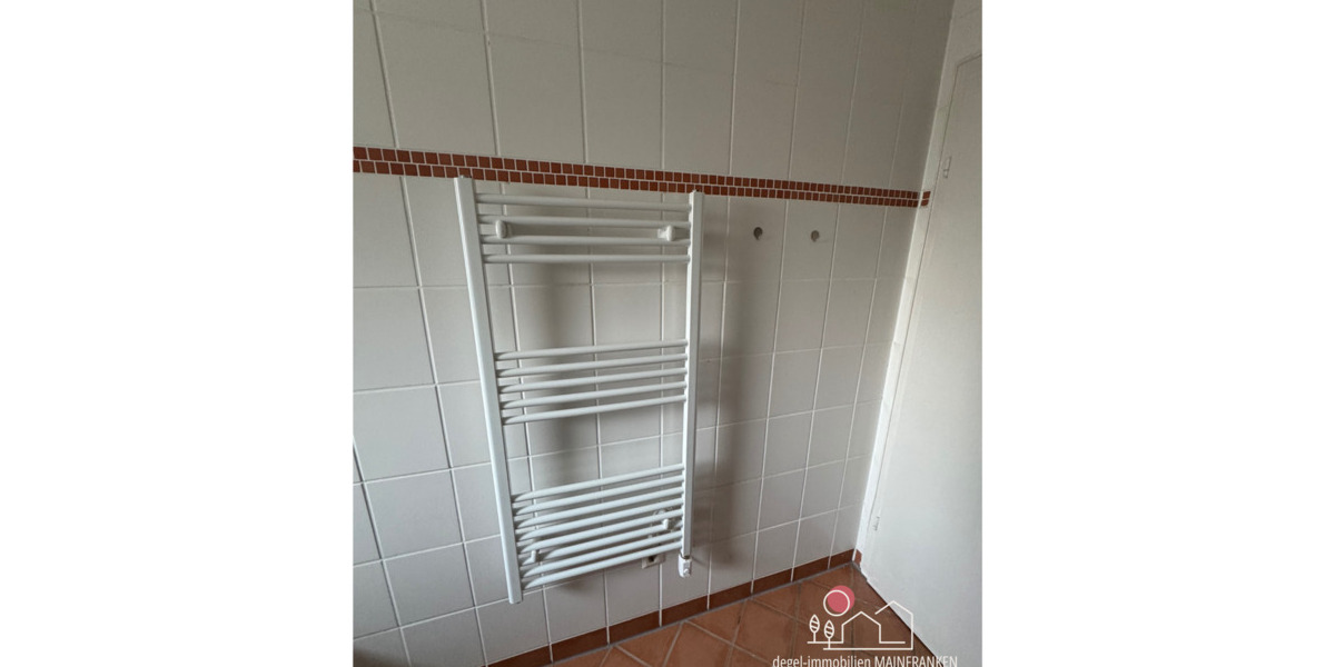 Etagenwohnung Schweinfurt Nordwestlicher Stadtteil - 4 Zimmer, 84 m&sup2;, 820&euro; | Angebot:25796508