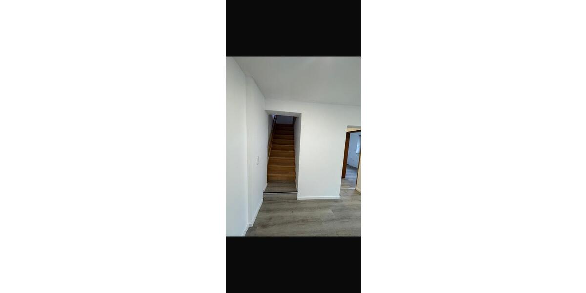Erdgeschoßwohnung Betzdorf - 4 Zimmer, 90 m&sup2;, 1.100&euro; | Angebot:26555422