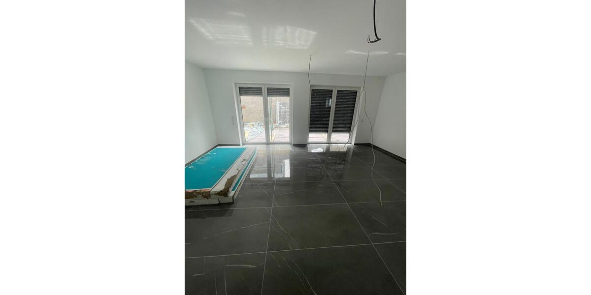 Reihenhaus Bad Schwalbach - 7 Zimmer, 180 m&sup2;, 1.800&euro; | Angebot:26226423