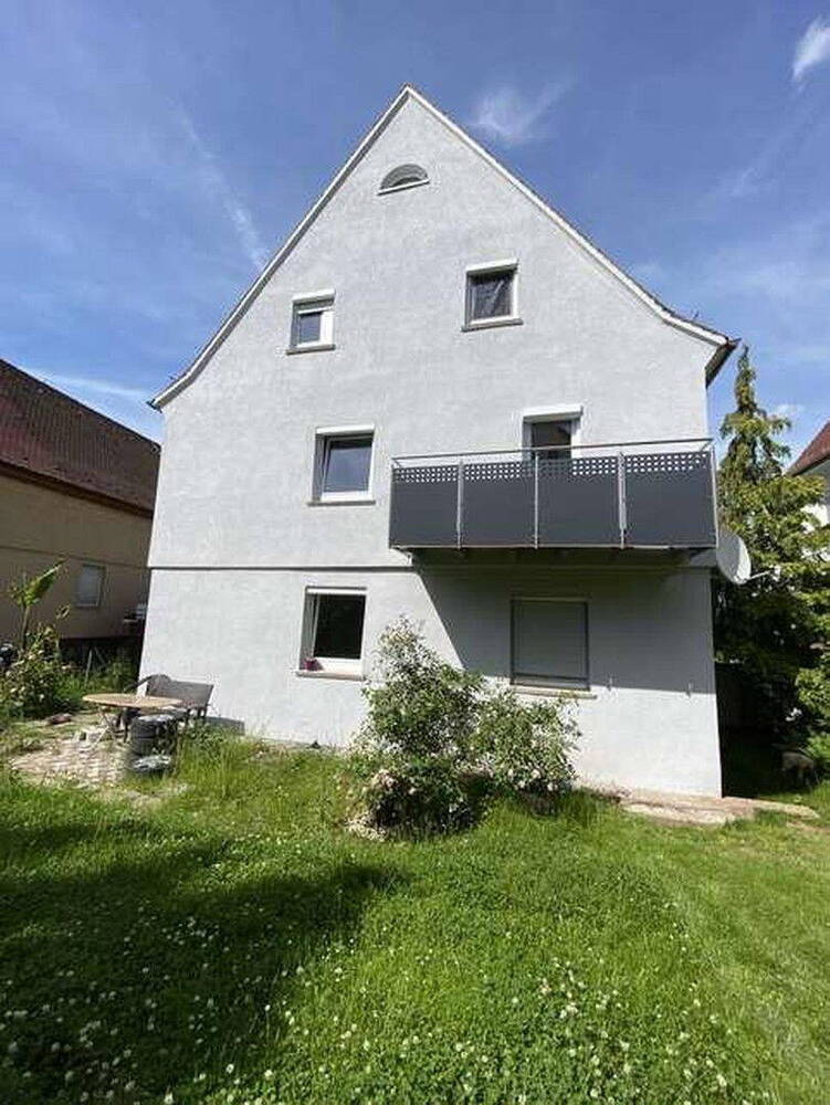 Geschmackvolle 3.5-Zi-Whg mit EBK, 2 Balkonen und Zugang zu Garten