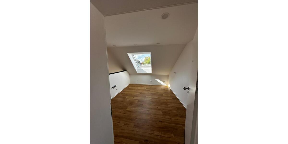 Dachgeschoßwohnung Bad Salzuflen Biemsen-Ahmsen - 1 Zimmer, 50 m&sup2;, 745&euro; | Angebot:26693979