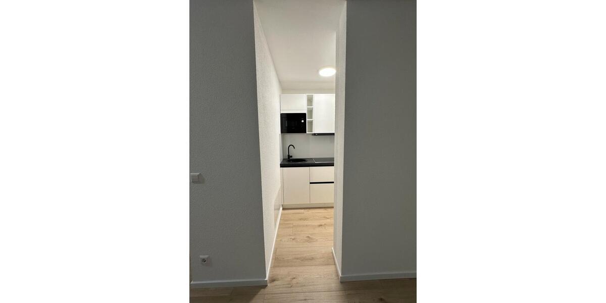 Erdgeschoßwohnung Esslingen am Neckar Brühl - 2.5 Zimmer, 64 m&sup2;, 1.250&euro; | Angebot:25757517