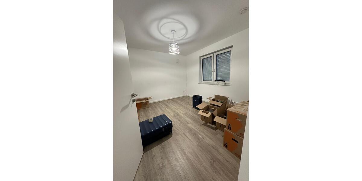 Erdgeschoßwohnung Papenburg - 3 Zimmer, 82 m&sup2;, 900&euro; | Angebot:25479546