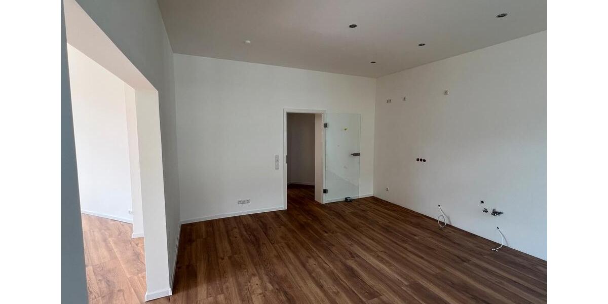 Etagenwohnung Schwelm - 2 Zimmer, 94 m&sup2;, 1.110&euro; | Angebot:26489840