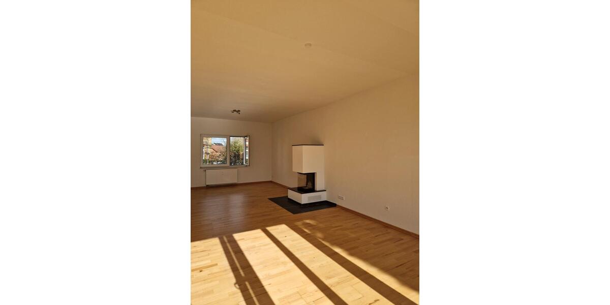 Etagenwohnung Eschede - 3 Zimmer, 92 m&sup2;, 800&euro; | Angebot:26227811