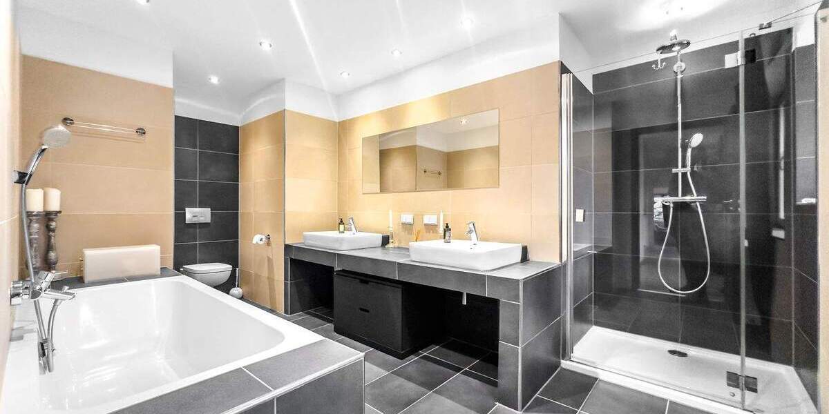 Etagenwohnung Düsseldorf Friedrichstadt - 4 Zimmer, 160 m&sup2;, 3.490&euro; | Angebot:23953791