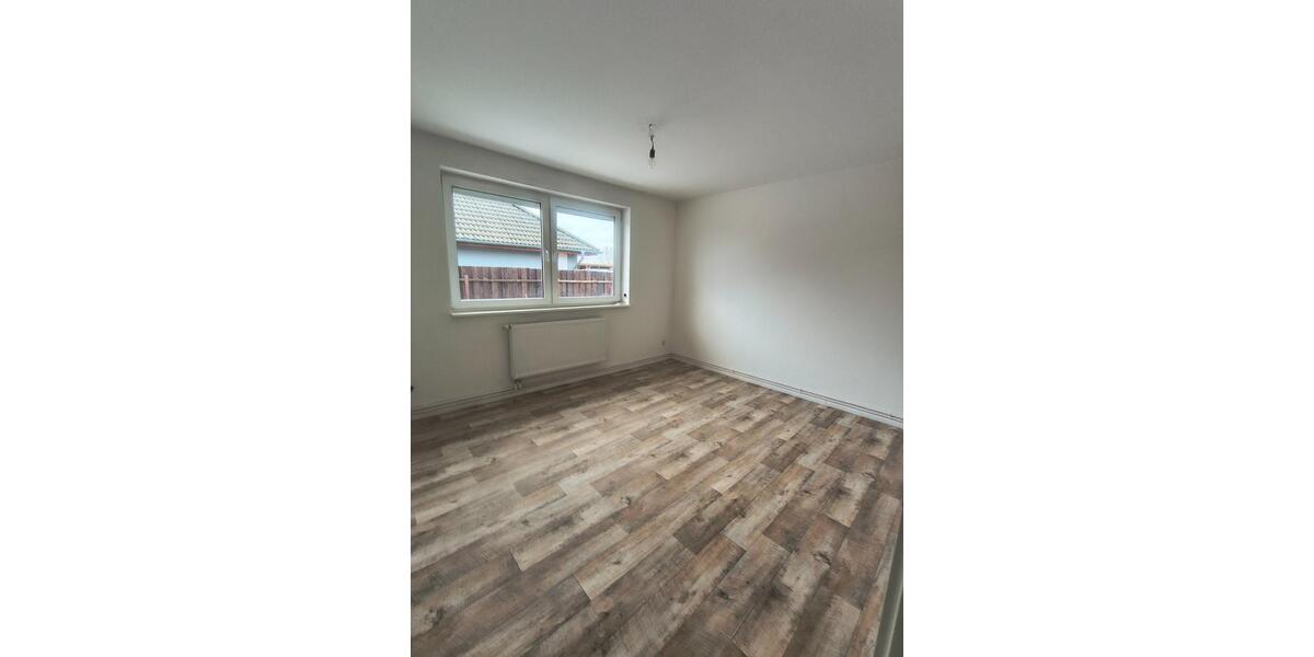 Bungalow Steinhagen - 5 Zimmer, 140 m&sup2;, 1.550&euro; | Angebot:24104387