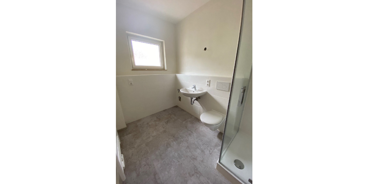 Etagenwohnung Schotten - 5 Zimmer, 150 m&sup2;, 750&euro; | Angebot:24875728