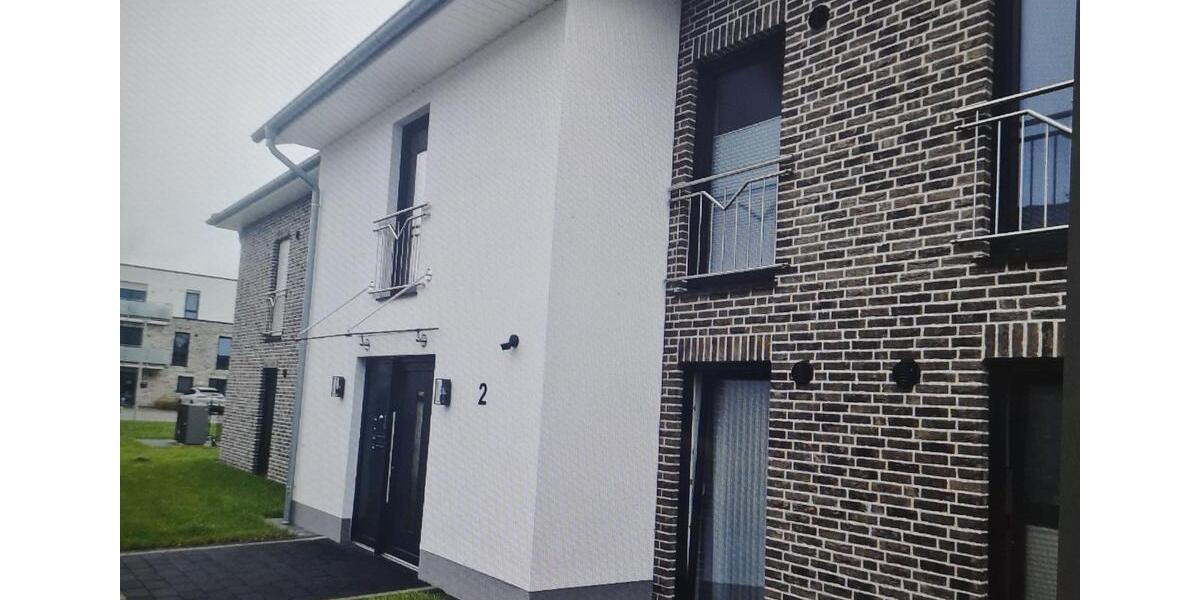 Etagenwohnung Wagenfeld - 3 Zimmer, 100 m&sup2;, 900&euro; | Angebot:23317620