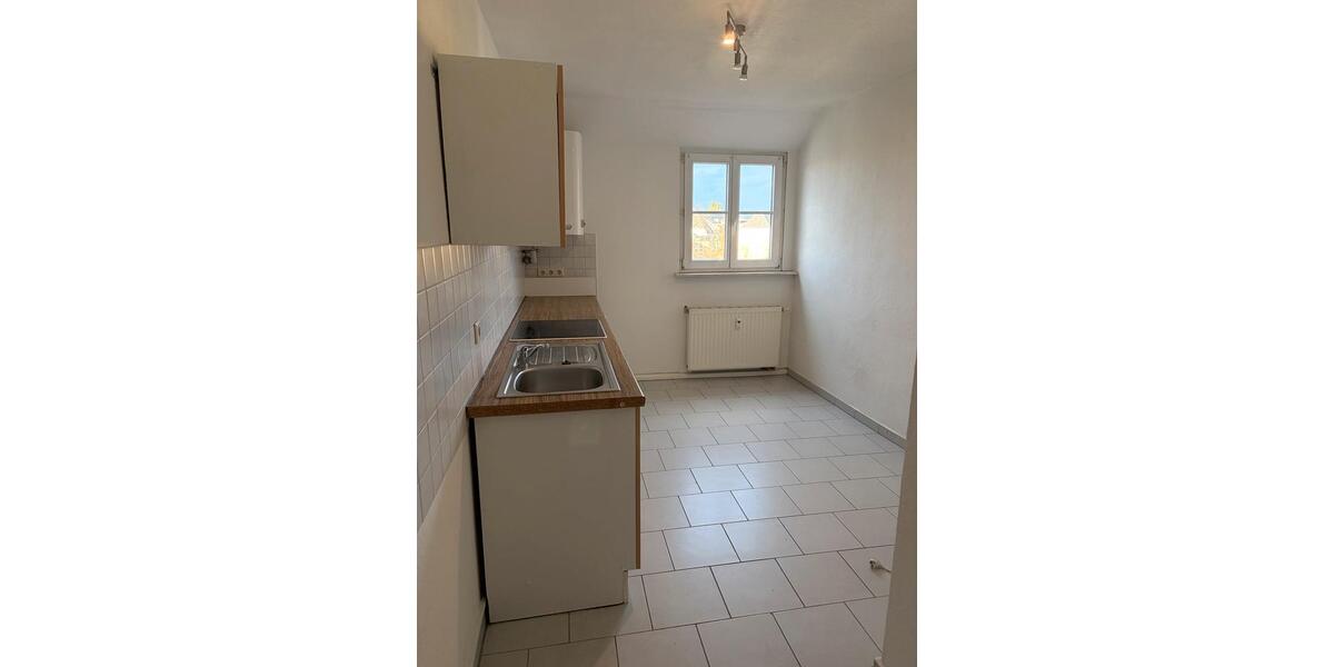 Dachgeschoßwohnung Dresden Cotta - 3 Zimmer, 50 m&sup2;, 596&euro; | Angebot:26030273