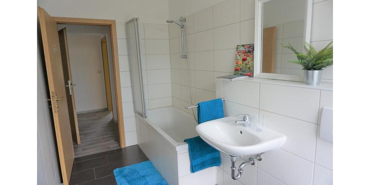 Etagenwohnung Börde-Hakel Hakel - 3 Zimmer, 88 m&sup2;, 619&euro; | Angebot:24827641