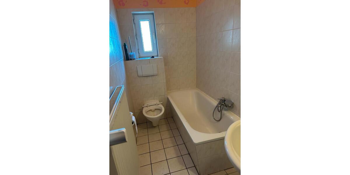 Etagenwohnung Hodenhagen - 8 Zimmer, 136 m&sup2;, 1.400&euro; | Angebot:26550604