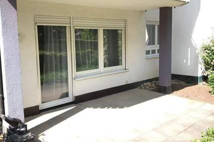 Moderne Wohnung mit Terrasse und Garten 2 zimmer