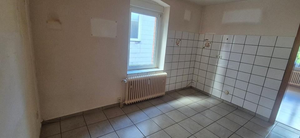 Etagenwohnung Eschershausen - 2 Zimmer, 56 m&sup2;, 300&euro; | Angebot:24676745