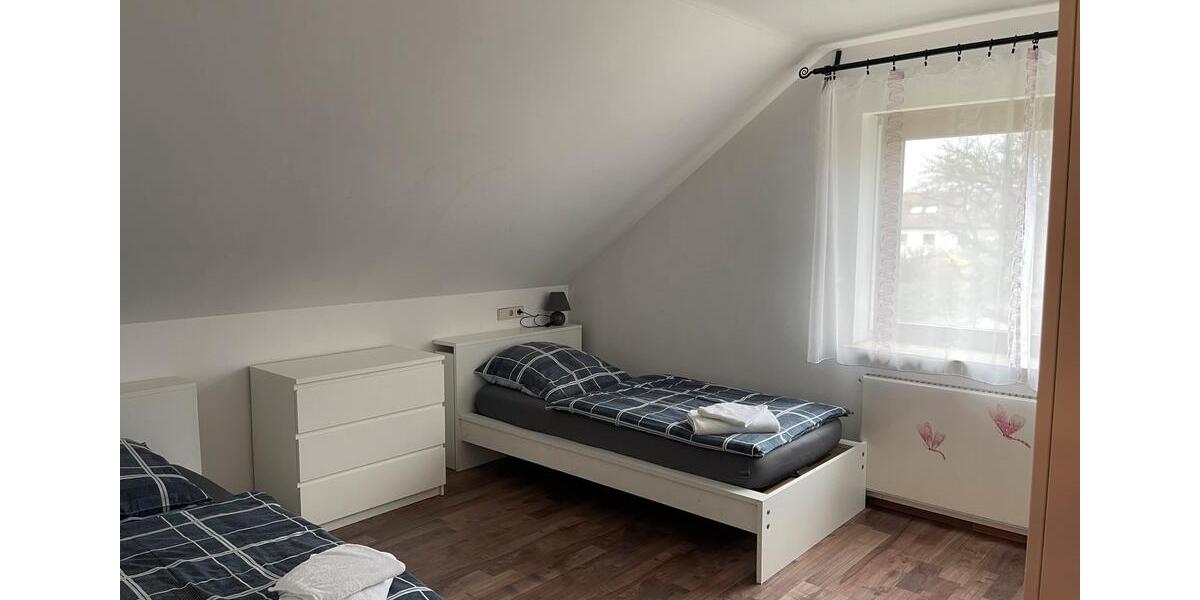 Wohnen auf Zeit Ludwigsburg Oßweil - 3 Zimmer, 15 m&sup2;, 600&euro; | Angebot:24875245