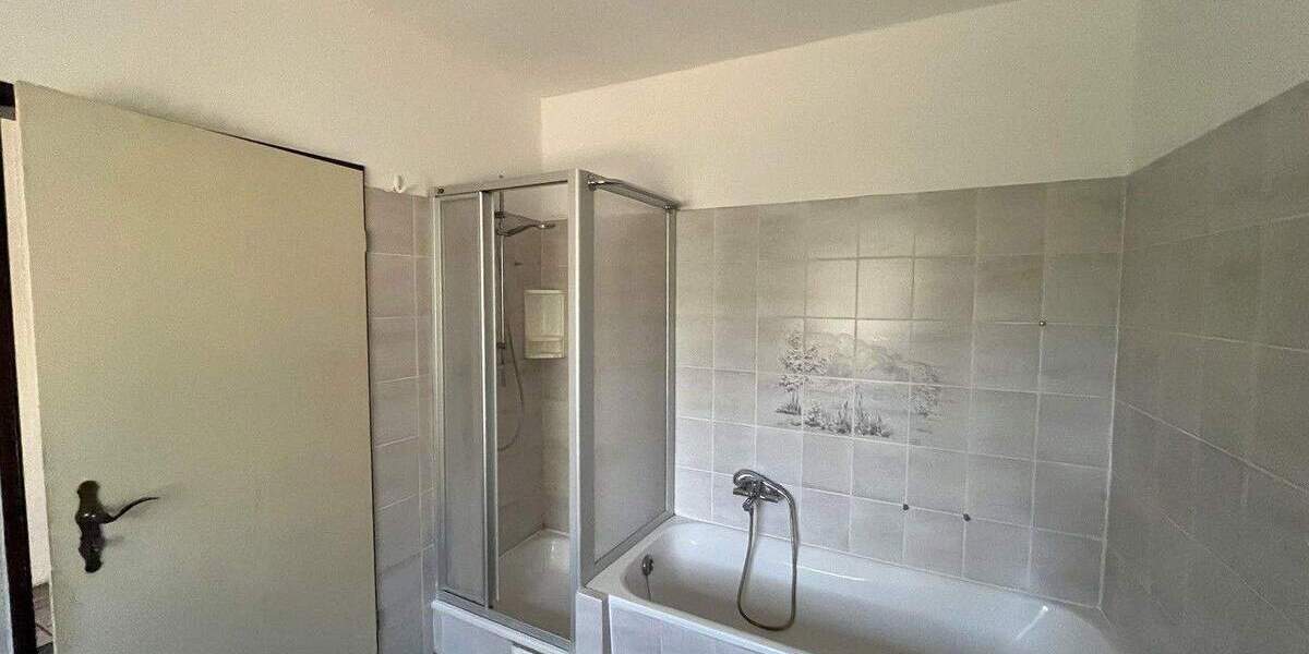 Einfamilienhaus Versmold Loxten - 4 Zimmer, 120 m&sup2;, 1.100&euro; | Angebot:24813689