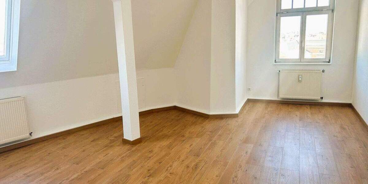 Etagenwohnung Halle (Saale) Innenstadt - 3 Zimmer, 87 m&sup2;, 760&euro; | Angebot:25262303