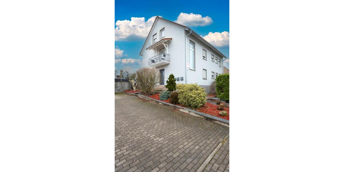 Dachgeschoßwohnung Steinwenden - 3 Zimmer, 70 m&sup2;, 1.150&euro; | Angebot:24845445