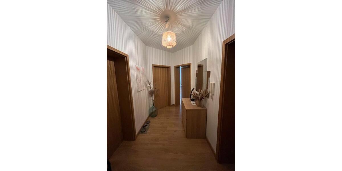 Etagenwohnung Markneukirchen - 2 Zimmer, 64 m&sup2;, 375&euro; | Angebot:24687788