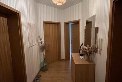 Wohnung Markneukirchen - 2 Zimmer, 64 m&sup2;, 375&euro; | Angebot:24687788