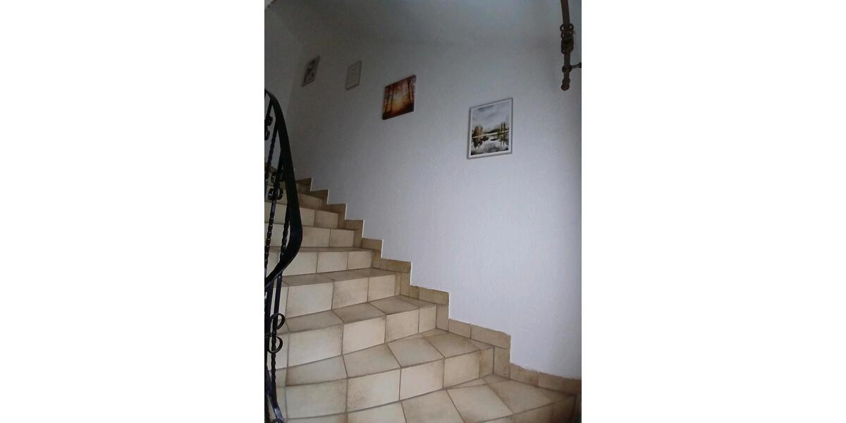 Dachgeschoss Wohnung ab März zu vermieten 2 zimmer