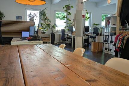 Arbeitsplatz Schreibtisch Büro Co-Working in Osnabrück zimmer