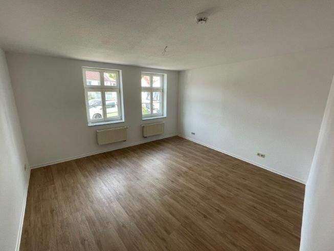 Etagenwohnung Oschersleben Oschersleben - 3 Zimmer, 76 m&sup2;, 482&euro; | Angebot:24994318