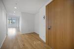***Skyline-Panorama & Design pur - Exklusives Wohnen im Hochhaus-Highlight***