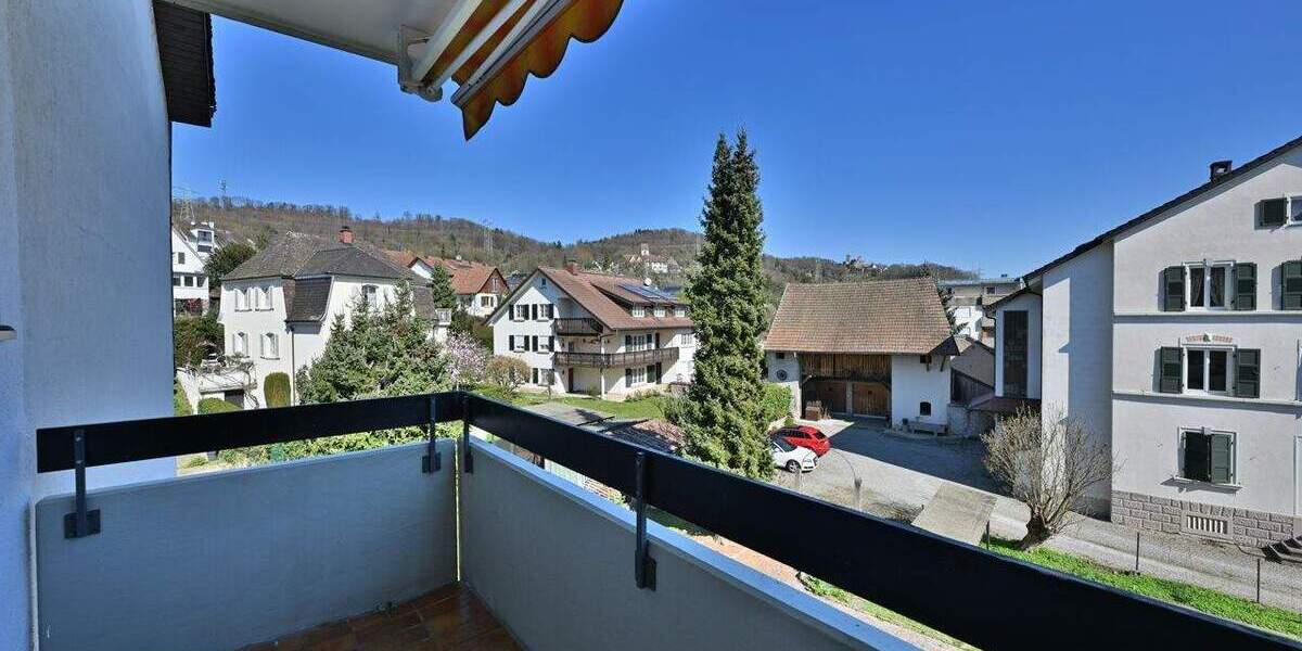 Etagenwohnung Lörrach Tumringen - 3 Zimmer, 95 m&sup2;, 1.350&euro; | Angebot:25926510