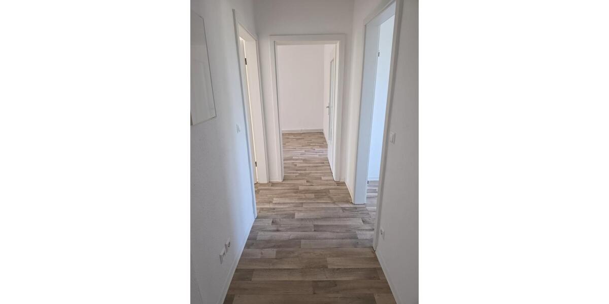 Etagenwohnung Wanzleben-Börde Börde - 4 Zimmer, 76 m&sup2;, 426&euro; | Angebot:26262191