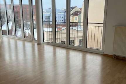 Wohnung zum Mieten in Frankfurt (Oder) 685,84 € 85.73 m² 4 zimmer