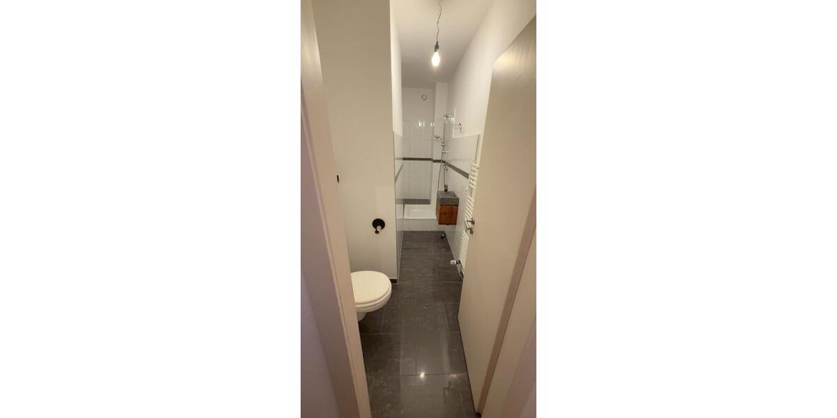 Wohnen auf Zeit Wuppertal Gemarkung Ronsdorf - 10 Zimmer, 90 m&sup2;, 730&euro; | Angebot:26005995