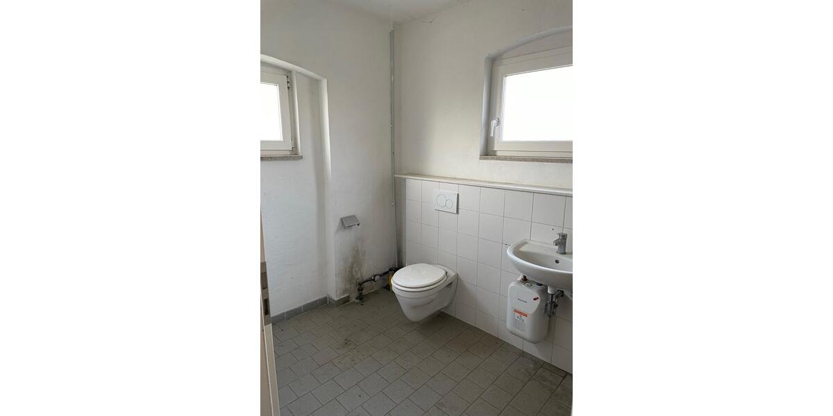 Gewerbeobjekt Rostock Evershagen - 2.100&euro; | Angebot:24651321