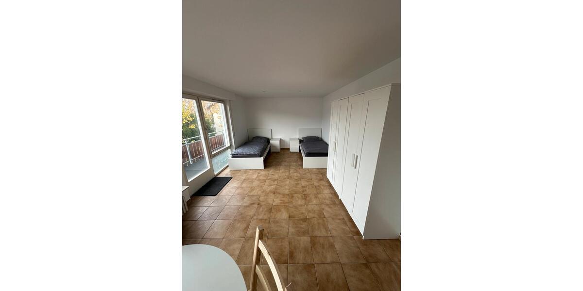 Wohnen auf Zeit Göppingen - 14 Zimmer, 200 m&sup2;, 17&euro; | Angebot:26382873