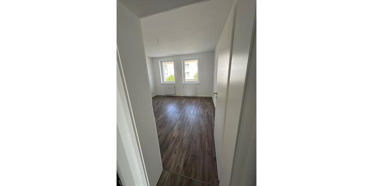 Etagenwohnung Schönebeck (Elbe) - 2 Zimmer, 54 m&sup2;, 380&euro; | Angebot:26254401