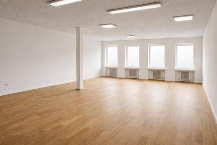 Gewerbeobjekt Sonnefeld - 3&euro; | Angebot:24742001