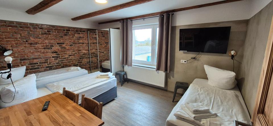 Wohnen auf Zeit Bielefeld Heepen - 11 Zimmer, 15 m&sup2;, 20&euro; | Angebot:26019216