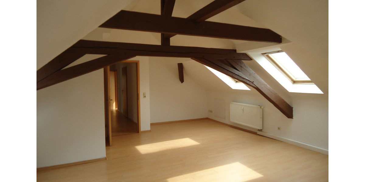 Dachgeschoßwohnung Rosenthal am Rennsteig - 3 Zimmer, 80 m&sup2;, 420&euro; | Angebot:24654851