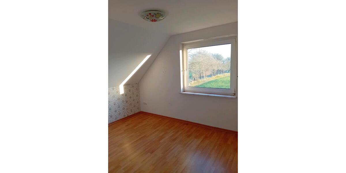 Etagenwohnung Wittmund - 3 Zimmer, 90 m&sup2;, 600&euro; | Angebot:25857192