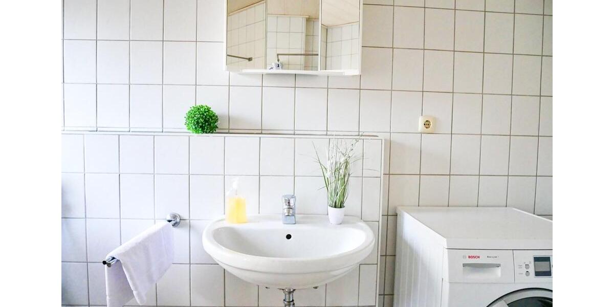 Wohnen auf Zeit Weiden in der Oberpfalz - 2 Zimmer, 60 m&sup2;, 54&euro; | Angebot:12322692