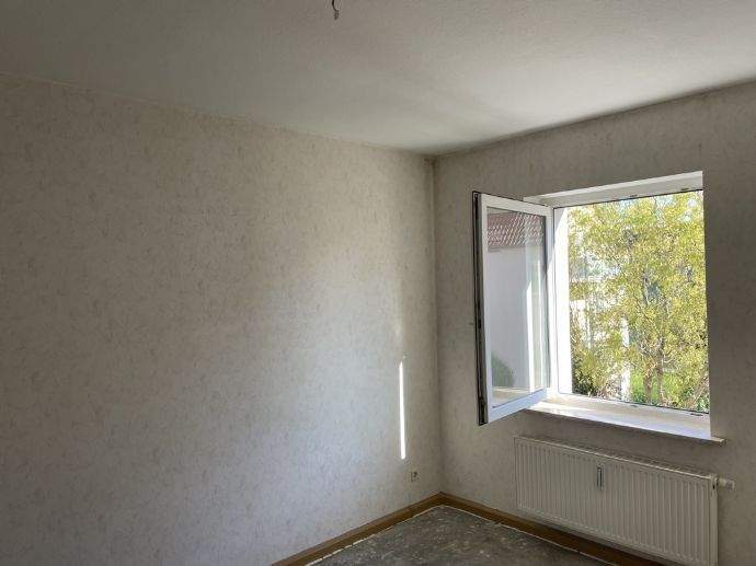 Etagenwohnung Elsteraue Tröglitz - 3 Zimmer, 68 m&sup2;, 360&euro; | Angebot:26486816