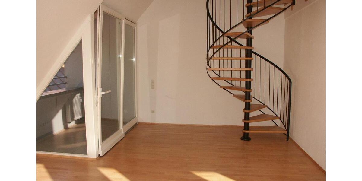 2-Zi.-Maisonetten-Whg + Loggia in der Fußgängerzone für max. 2 Personen ohne Haustiere! 2 zimmer