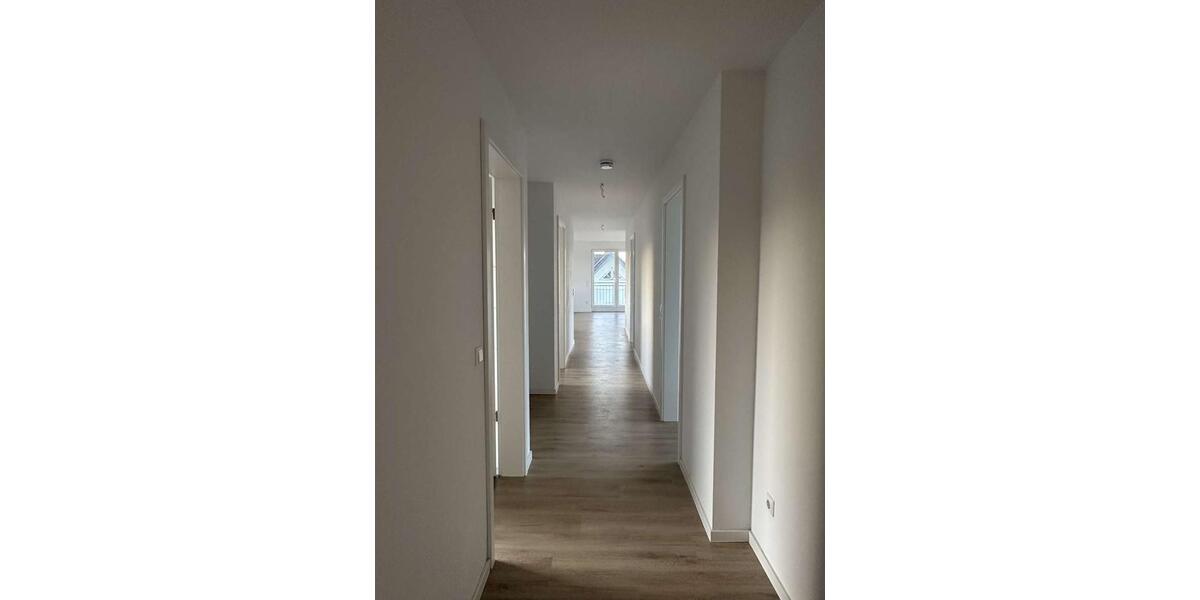 Dachgeschoßwohnung Oldenburg Drielaker-Moor - 3 Zimmer, 128 m&sup2;, 1.270&euro; | Angebot:26006646